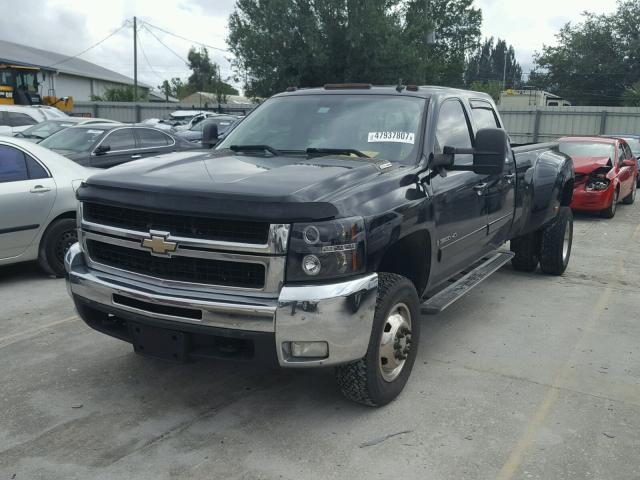 1GCJK33628F200497 - 2008 CHEVROLET SILVERADO BLACK photo 2