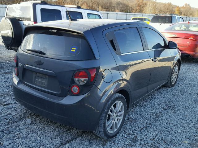 1G1JD6SH6C4206928 - 2012 CHEVROLET SONIC LT GRAY photo 4