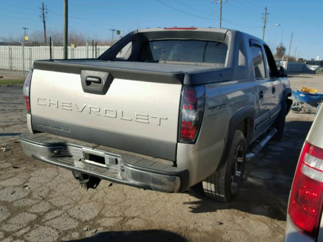 3GNEC12T64G114443 - 2004 CHEVROLET AVALANCHE GRAY photo 4