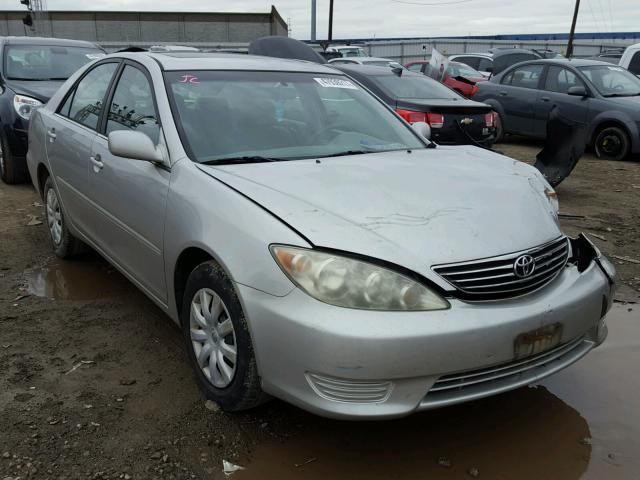 4T1BE32K55U405227 - 2005 TOYOTA CAMRY LE 银色 照片 1