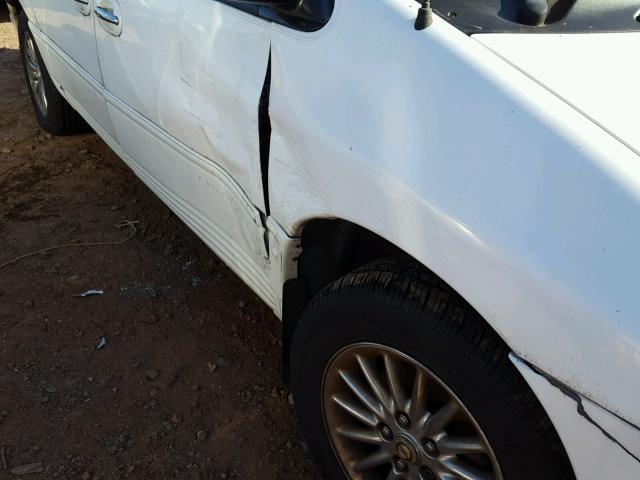 1C4GP64LXXB602744 - 1999 CHRYSLER TOWN & COU WHITE photo 9