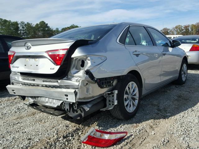 4T1BF1FK1FU035178 - 2015 TOYOTA CAMRY LE GRAY photo 4