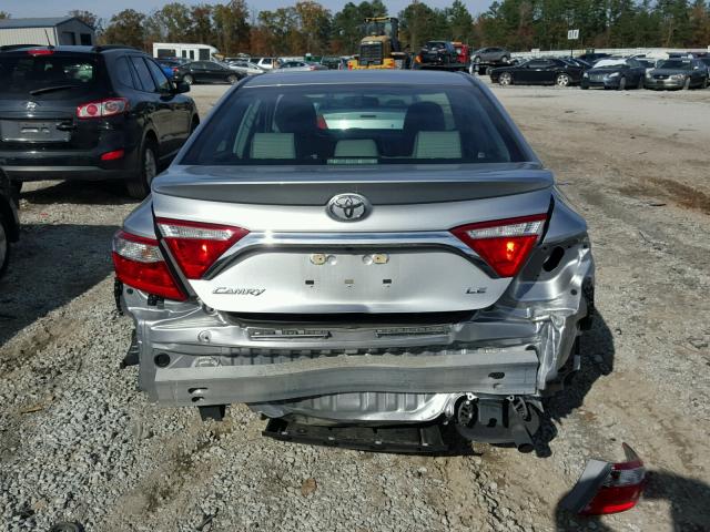 4T1BF1FK1FU035178 - 2015 TOYOTA CAMRY LE GRAY photo 9