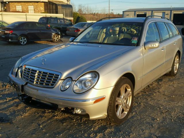 WDBUH83J45X167553 - 2005 MERCEDES-BENZ E 500 4MAT SILVER photo 2