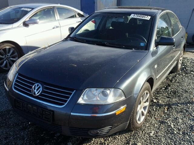 WVWPD63B34E125070 - 2004 VOLKSWAGEN PASSAT GLS GRAY photo 2