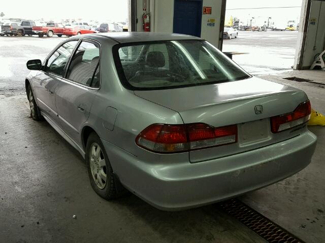 JHMCG56631C020775 - 2001 HONDA ACCORD EX SILVER photo 3