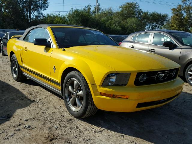 1ZVHT84NX65221077 - 2006 FORD MUSTANG YELLOW photo 1