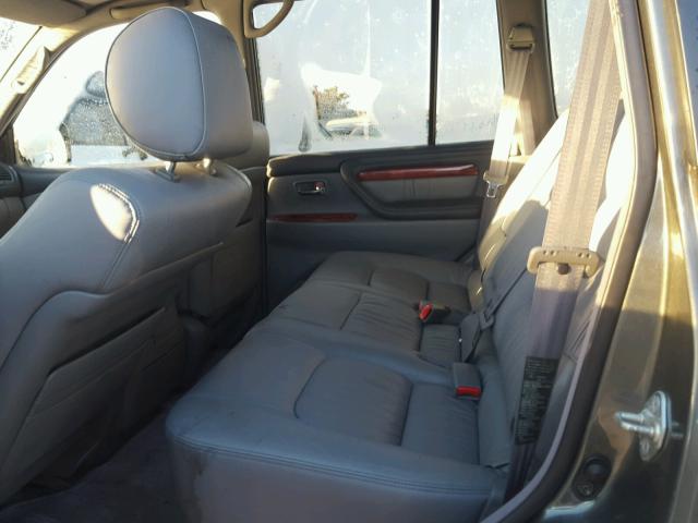 JTJHT00WX13501750 - 2001 LEXUS LX 470 GRAY photo 6