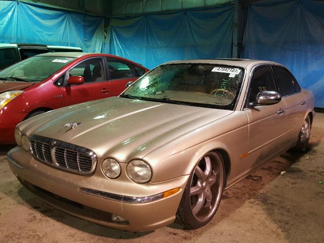 SAJWA71C64SG32394 - 2004 JAGUAR XJ8 GOLD photo 2