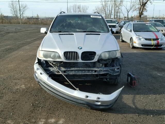 5UXFB33513LH41078 - 2003 BMW X5 4.4I SILVER photo 9