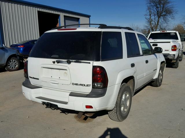 1GNDT13S922527559 - 2002 CHEVROLET TRAILBLAZE WHITE photo 4