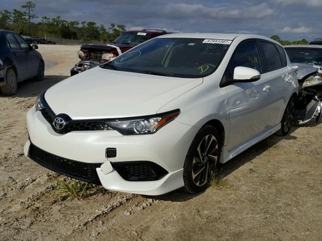 JTNKARJE3HJ531215 - 2017 TOYOTA COROLLA IM WHITE photo 2