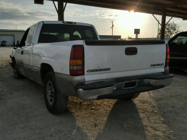 2GCEC19T321147694 - 2002 CHEVROLET SILVERADO WHITE photo 3