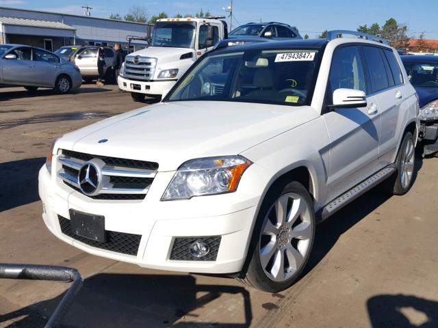 WDCGG8HB6AF379710 - 2010 MERCEDES-BENZ GLK 350 4M WHITE photo 2