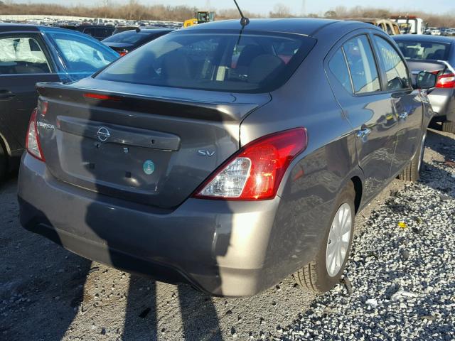 3N1CN7AP5HK439804 - 2017 NISSAN VERSA S GRAY photo 4