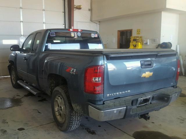 1GCRKSE72DZ146579 - 2013 CHEVROLET SILVERADO BLUE photo 3