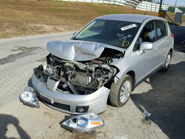 3N1BC1CP9AL464684 - 2010 NISSAN VERSA S SILVER photo 2