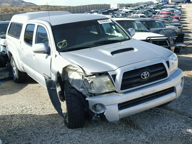 3TMMU52N38M007139 - 2008 TOYOTA TACOMA DOU SILVER photo 1