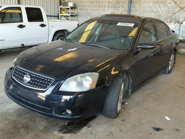 1N4BL11D95C395539 - 2005 NISSAN ALTIMA SE BLACK photo 2