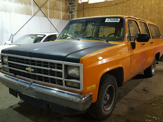 1GNER16K9KF187370 - 1989 CHEVROLET SUBURBAN R ORANGE photo 2