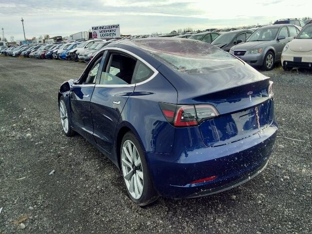 5YJ3E1EA2JF030156 - 2018 TESLA MODEL 3 ლურჯი ფოტო 3