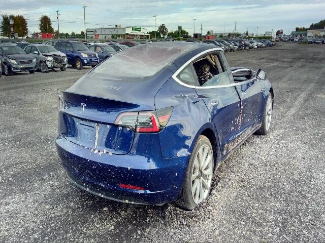 5YJ3E1EA2JF030156 - 2018 TESLA MODEL 3 ლურჯი ფოტო 4
