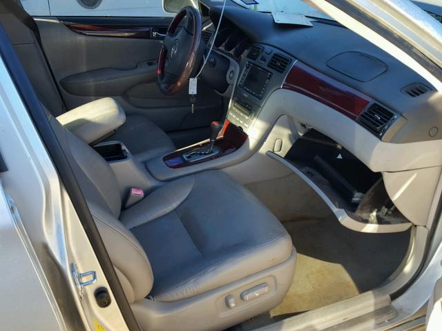 JTHBA30G340023507 - 2004 LEXUS ES 330 SILVER photo 5