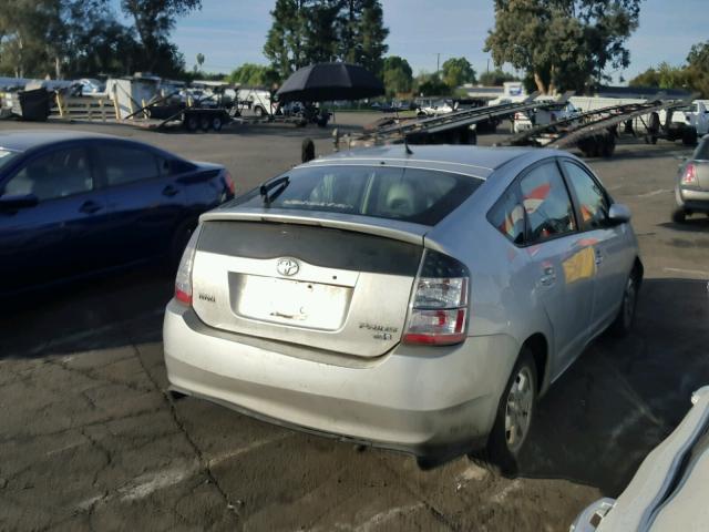 JTDKB20U857055697 - 2005 TOYOTA PRIUS SILVER photo 4