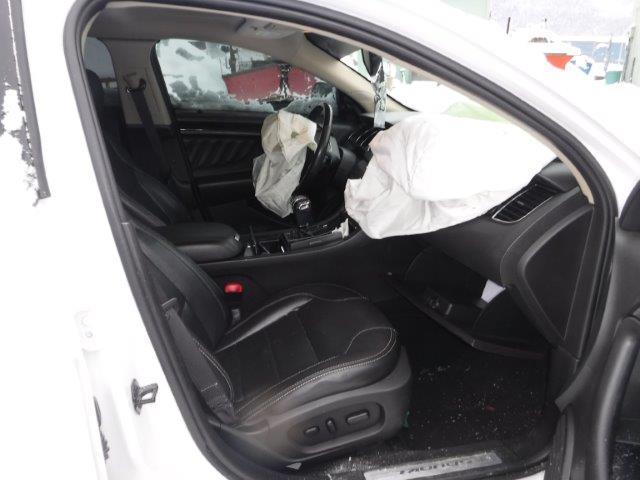 1FAHP2JW7AG121426 - 2010 FORD TAURUS LIM WHITE photo 5