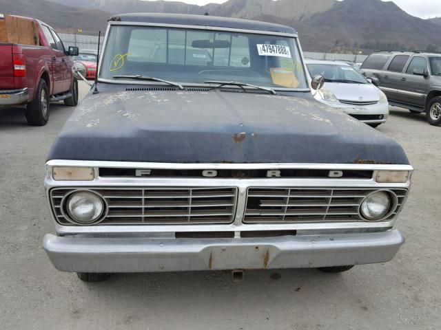 000000F15YKW03758 - 1975 FORD PICK UP GRAY photo 9