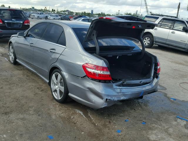 WDDHF5GBXBA453101 - 2011 MERCEDES-BENZ E 350 GRAY photo 3