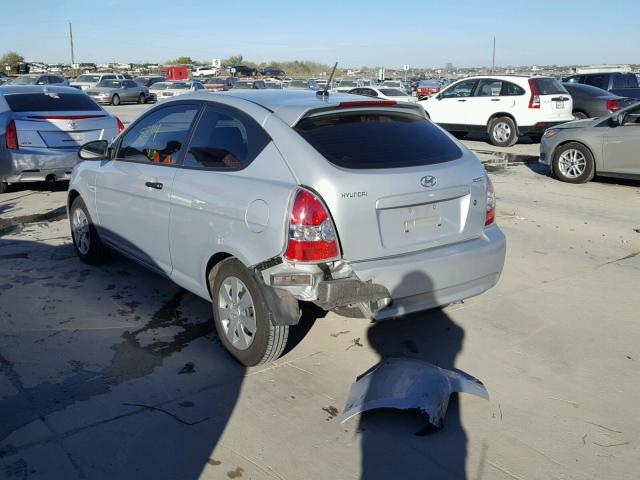 KMHCM36C48U082416 - 2008 HYUNDAI ACCENT GS SILVER photo 3