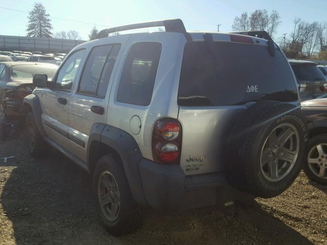 1J8GL38K05W505627 - 2005 JEEP LIBERTY RE 银色 照片 3
