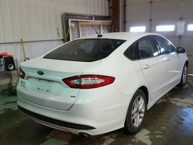 3FA6P0H72ER388711 - 2014 FORD FUSION SE WHITE photo 4