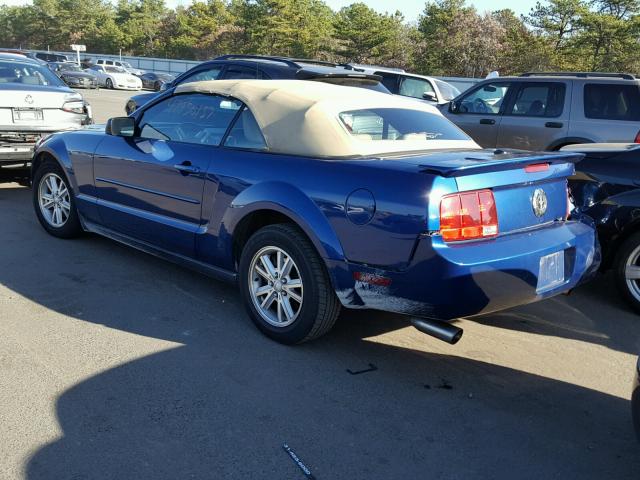 1ZVHT84N285206933 - 2008 FORD MUSTANG BLUE photo 3