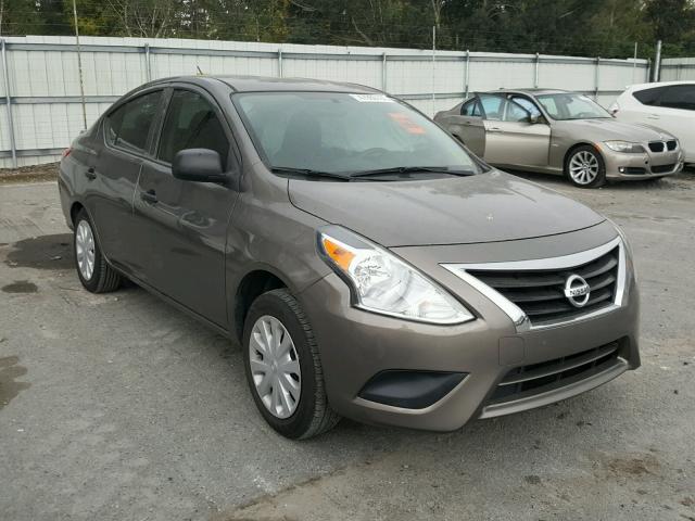 3N1CN7AP6FL900371 - 2015 NISSAN VERSA S GRAY photo 1