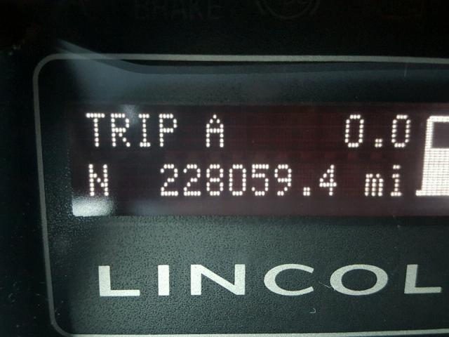 5LMJJ2H53AEJ04217 - 2010 LINCOLN NAVIGATOR 黑色 照片 8