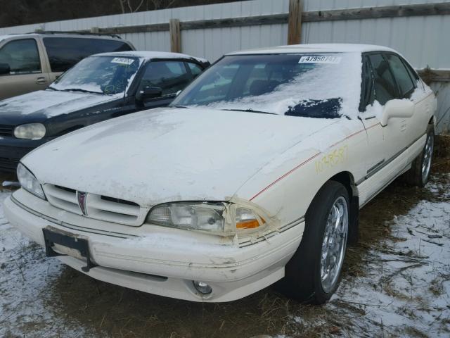 1G2HX53LXN1221290 - 1992 PONTIAC BONNEVILLE WHITE photo 2