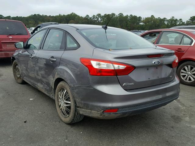 1FAHP3F26CL179789 - 2012 FORD FOCUS SE GRAY photo 3