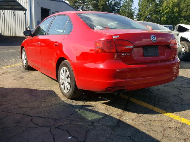 3VW2K7AJ2DM384978 - 2013 VOLKSWAGEN JETTA BASE RED photo 3