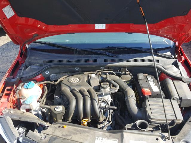 3VW2K7AJ2DM384978 - 2013 VOLKSWAGEN JETTA BASE RED photo 7