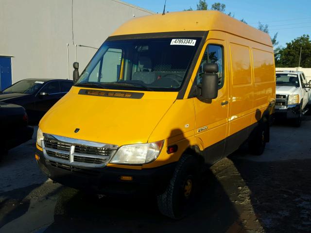 WD0PD644165962149 - 2006 DODGE SPRINTER 2 YELLOW photo 2