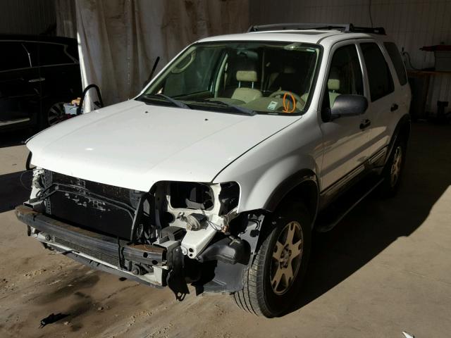 1FMCU93185KA41560 - 2005 FORD ESCAPE XLT WHITE photo 2