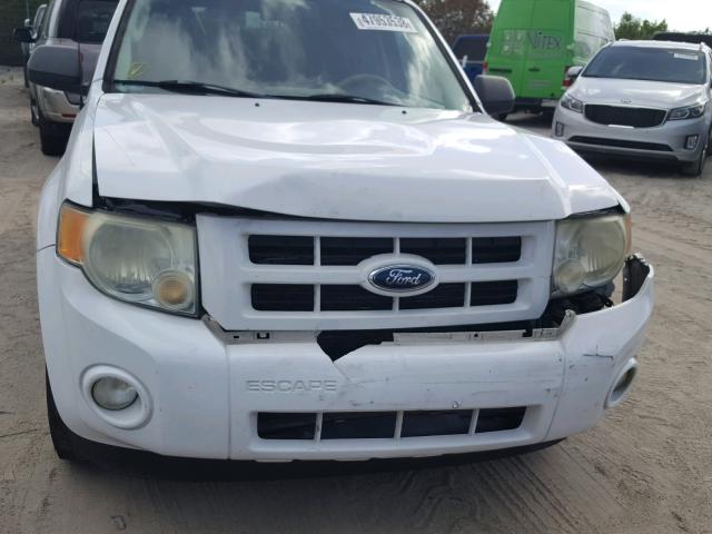 1FMCU49369KB41156 - 2009 FORD ESCAPE HYB WHITE photo 9