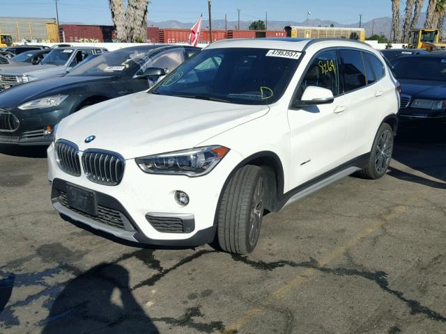 WBXHT3C37H5F74911 - 2017 BMW X1 XDRIVE2 WHITE photo 2