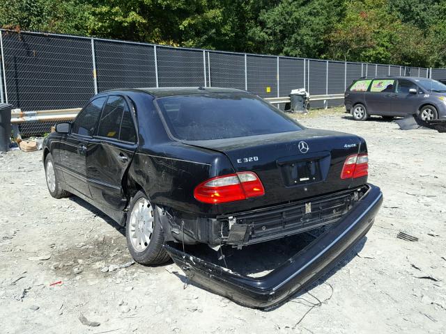 WDBJF82J5YX040485 - 2000 MERCEDES-BENZ E 320 4MAT BLACK photo 3