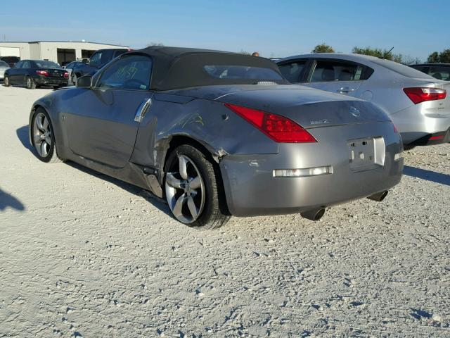 JN1BZ36A28M850283 - 2008 NISSAN 350Z ROADS SILVER photo 3