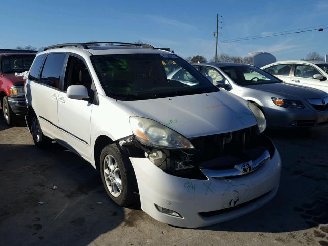 5TDBA22C26S071652 - 2006 TOYOTA SIENNA XLE WHITE photo 1