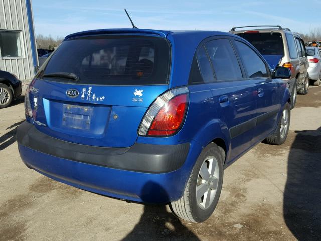 KNADE163776193696 - 2007 KIA RIO 5 SX BLUE photo 4