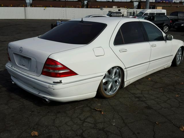 WDBNG75J0YA122356 - 2000 MERCEDES-BENZ S 500 WHITE photo 4